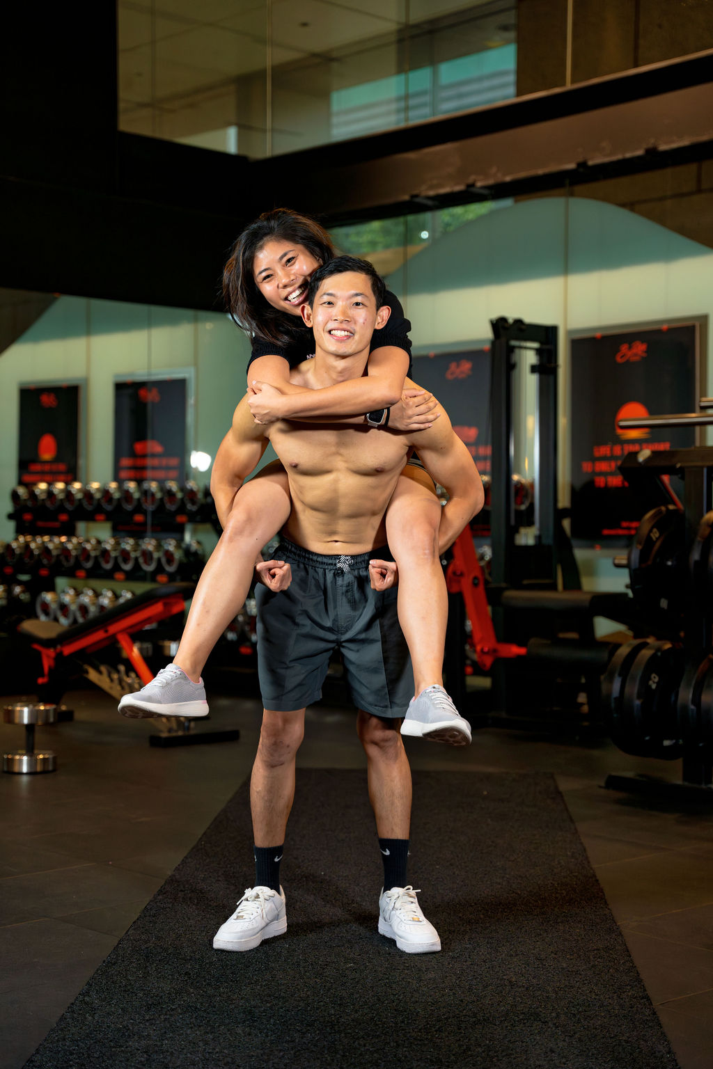 Park Jun-Yong training in the gym